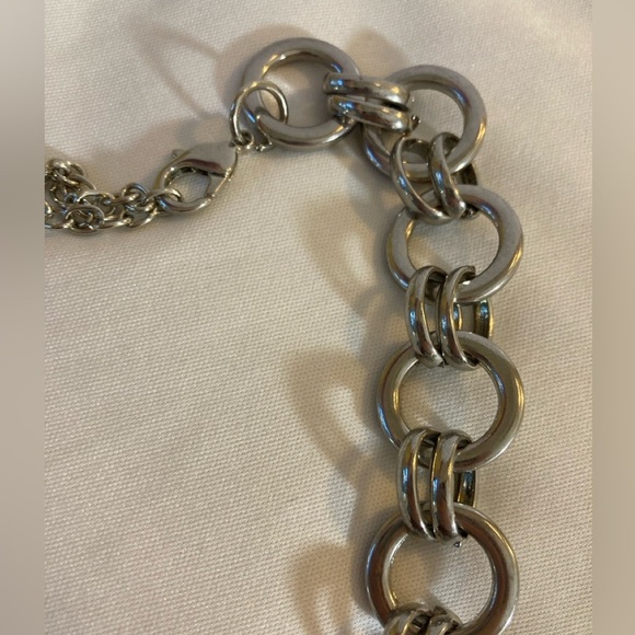 Chunky Silver Tone Chain Link Necklace - Picture 4 of 8